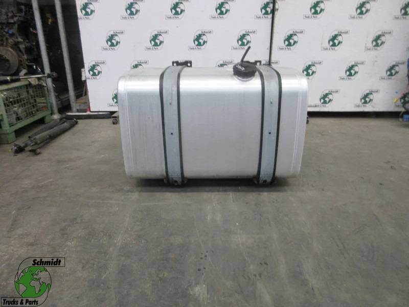 MAN 81.12201-5918 // 370 LITER MAN TGX 18.500 EURO 6 MODEL 2020 - Топливный бак для Грузовиков: фото 1 MAN 81.12201-5918 // 370 LITER MAN TGX 18.500 EURO 6 MODEL 2020 - Топливный бак для Грузовиков: фото 1