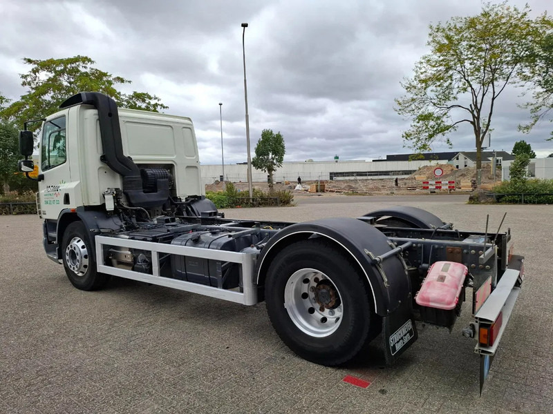 DAF CF75-250 / ADR / ONLY:320740 KM / PTO / INLINER / ALCOA / GOOD CONDITION / MANUAL / EURO-5 / 2011 - Грузовик-шасси: фото 3 DAF CF75-250 / ADR / ONLY:320740 KM / PTO / INLINER / ALCOA / GOOD CONDITION / MANUAL / EURO-5 / 2011 - Грузовик-шасси: фото 3