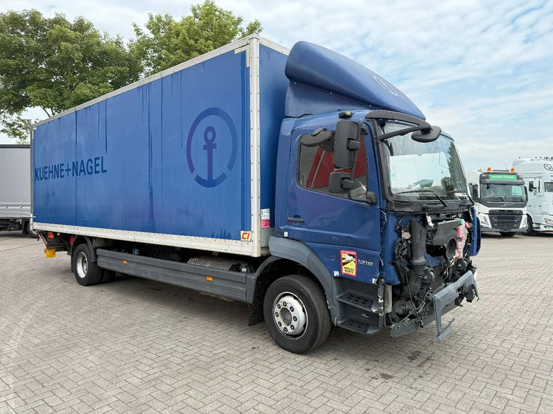 Mercedes-Benz Atego 1218 / ENGINE RUNNING / ONLY:204997 KM / CLOSED BOX / PLATFORM 1500KG / LWDS / AIRCO / AUTOMATIC / EURO-6 / 2017 - Грузовик с закрытым кузовом: фото 2 Mercedes-Benz Atego 1218 / ENGINE RUNNING / ONLY:204997 KM / CLOSED BOX / PLATFORM 1500KG / LWDS / AIRCO / AUTOMATIC / EURO-6 / 2017 - Грузовик с закрытым кузовом: фото 2
