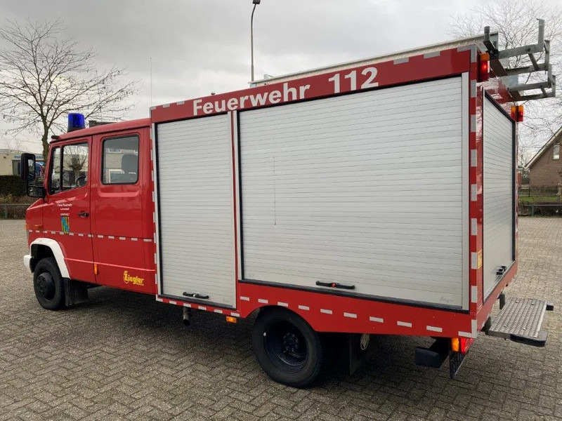 Mercedes-Benz VARIO 612D / GERMAN TRUCK / CREWCAB / WATERTANK / ONLY:34231 KM / DOUBLE AIR REAR / TOP CONDITION / MARGE / MANUAL / EURO-3 / 19 - Пожарная машина: фото 3 Mercedes-Benz VARIO 612D / GERMAN TRUCK / CREWCAB / WATERTANK / ONLY:34231 KM / DOUBLE AIR REAR / TOP CONDITION / MARGE / MANUAL / EURO-3 / 19 - Пожарная машина: фото 3