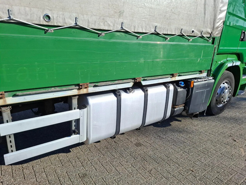 Тентованный грузовик Scania R410 / GERMAN TRUCK / RETARDER / LIFT+LENKACHSE / SLIDING ROOF / SMART TACHO / PARK AIRCO / NAVI / LWDS / AUTOMATIC / EURO-6 / 2: фото 11