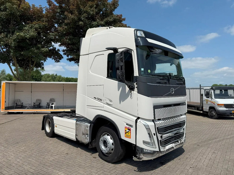 Volvo FH5-500 / ENGINE RUNNING / TURBO COMPOUND / ONLY:434243 KM / VEB+ / PARKCOOL / DOUBLE TANK / EURO-6 / 2021 - Тягач: фото 2 Volvo FH5-500 / ENGINE RUNNING / TURBO COMPOUND / ONLY:434243 KM / VEB+ / PARKCOOL / DOUBLE TANK / EURO-6 / 2021 - Тягач: фото 2