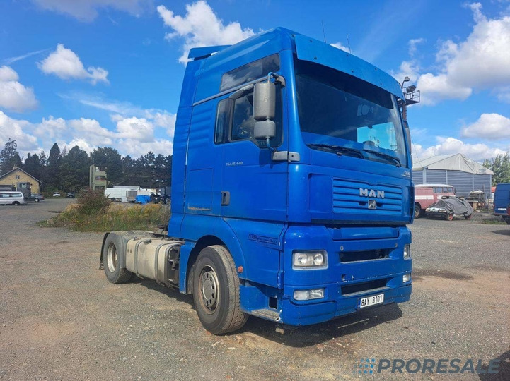 MAN TGA 18.440 4x2 BLS EURO 5 - Тягач: фото 1 MAN TGA 18.440 4x2 BLS EURO 5 - Тягач: фото 1