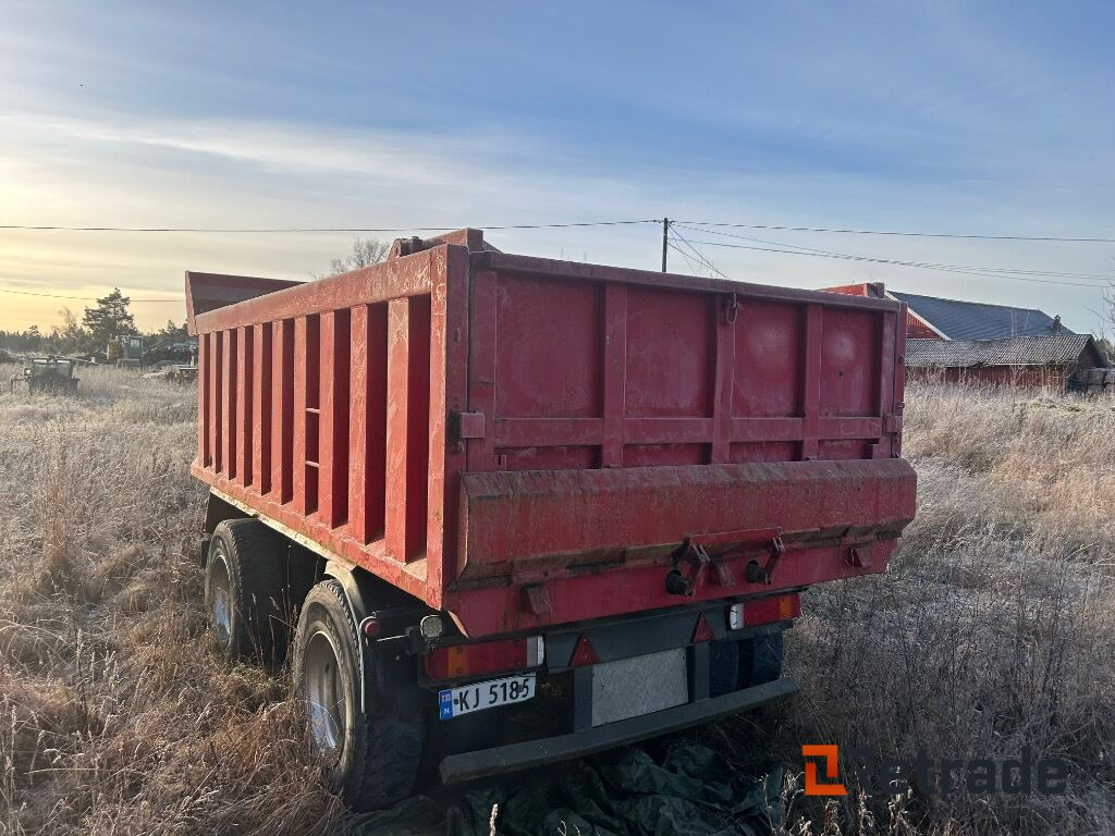 1988 Tipp kjerre MAUR BILPÅBYGG 200 ALB-1V - Самосвальный прицеп: фото 4 1988 Tipp kjerre MAUR BILPÅBYGG 200 ALB-1V - Самосвальный прицеп: фото 4
