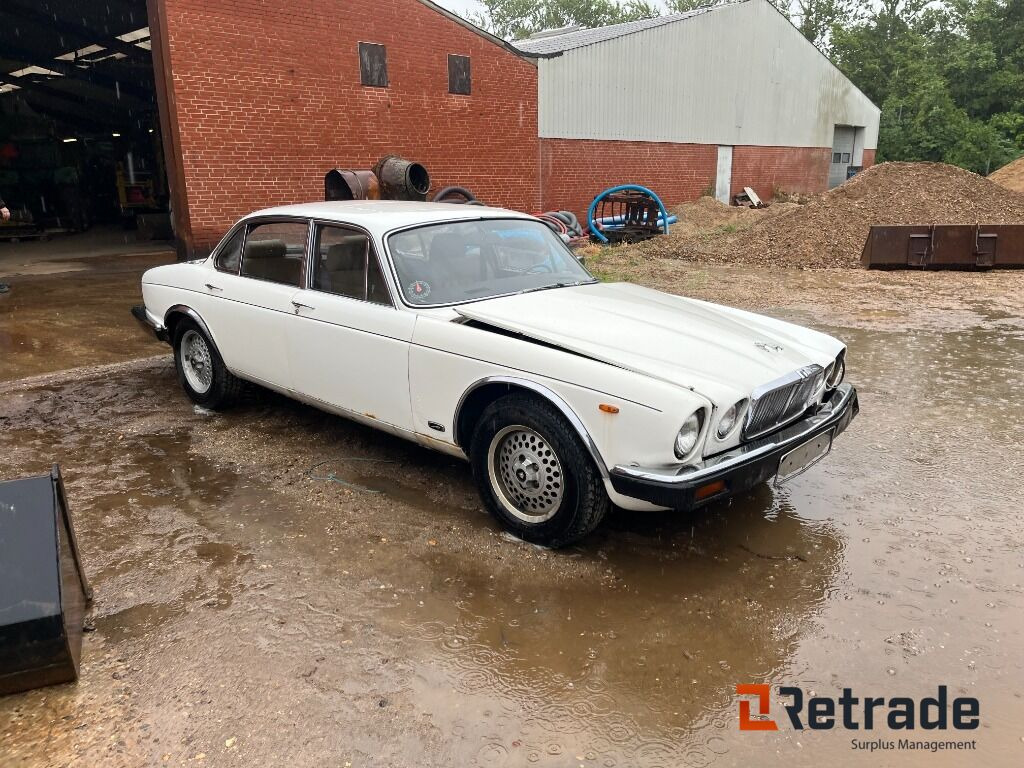 Bil Jaguar XJ 6 4,2 Oldtimer - Легковой автомобиль: фото 3 Bil Jaguar XJ 6 4,2 Oldtimer - Легковой автомобиль: фото 3