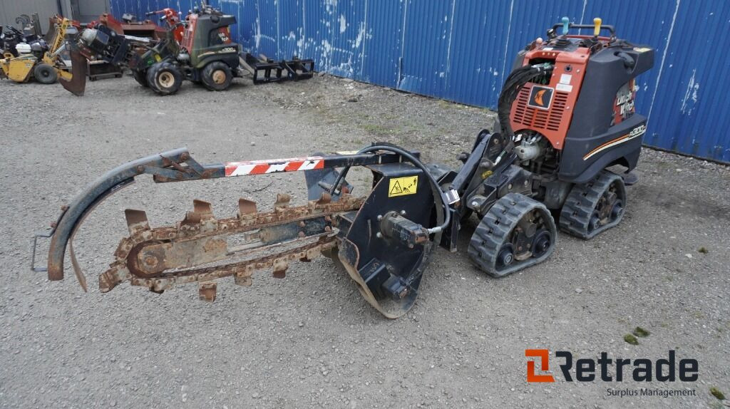 Ditch Witch Zhan R300 5 Redskap - Строительное оборудование: фото 1 Ditch Witch Zhan R300 5 Redskap - Строительное оборудование: фото 1