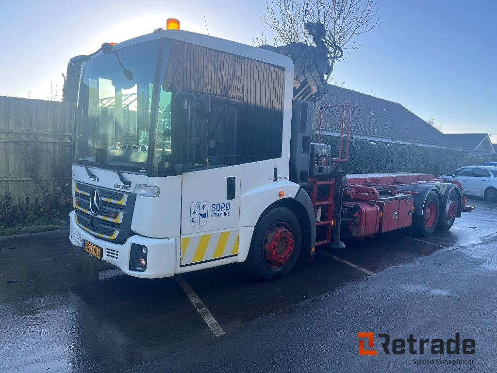 Lastbil MERCEDES-BENZ ECONIC 2630 (L 6x2/4) - Другая техника: фото 1 Lastbil MERCEDES-BENZ ECONIC 2630 (L 6x2/4) - Другая техника: фото 1