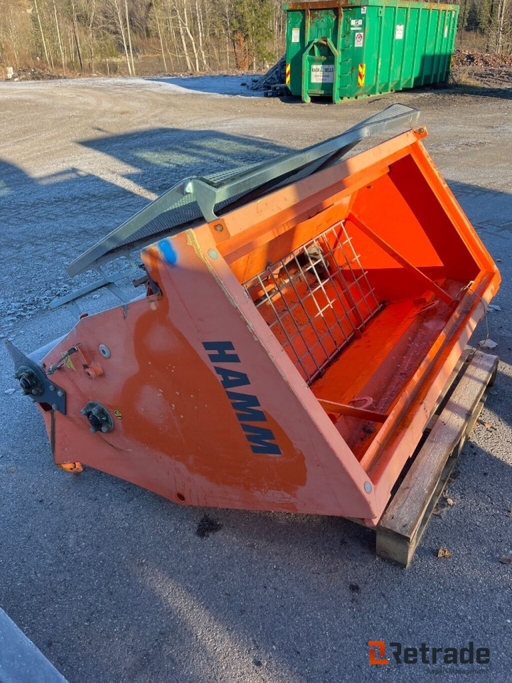 Hamm strøkasse for sand/singel - Разбрасыватель песка/ Соли: фото 1 Hamm strøkasse for sand/singel - Разбрасыватель песка/ Соли: фото 1