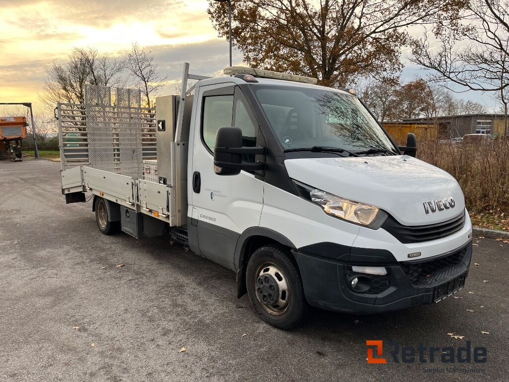 IVECO 35-180 3,0D med Alu-knæklad og læsserampe. - Легковой автомобиль: фото 2 IVECO 35-180 3,0D med Alu-knæklad og læsserampe. - Легковой автомобиль: фото 2