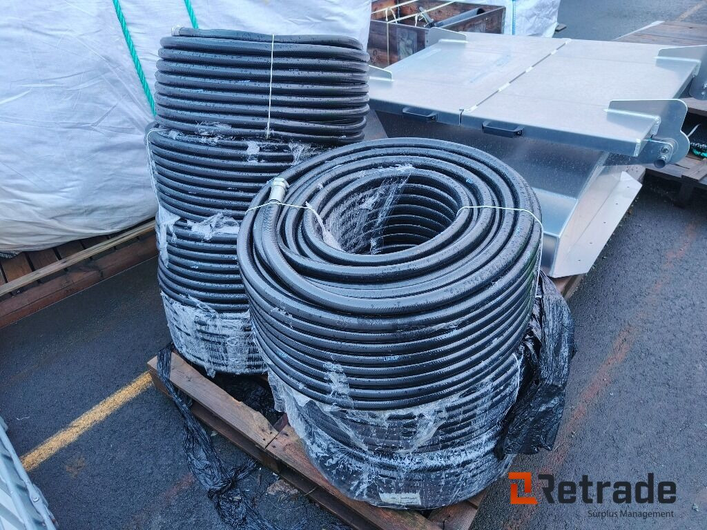 PVK - 25x31 Reinforced PVC Hose Black 90m - Строительное оборудование: фото 2 PVK - 25x31 Reinforced PVC Hose Black 90m - Строительное оборудование: фото 2