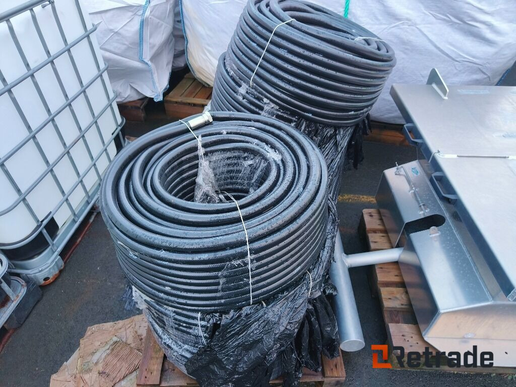 PVK - 25x31 Reinforced PVC Hose Black 90m - Строительное оборудование: фото 4 PVK - 25x31 Reinforced PVC Hose Black 90m - Строительное оборудование: фото 4