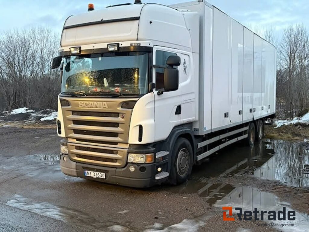SCANIA R420LB SKAPBIL - Грузовик с закрытым кузовом: фото 1 SCANIA R420LB SKAPBIL - Грузовик с закрытым кузовом: фото 1