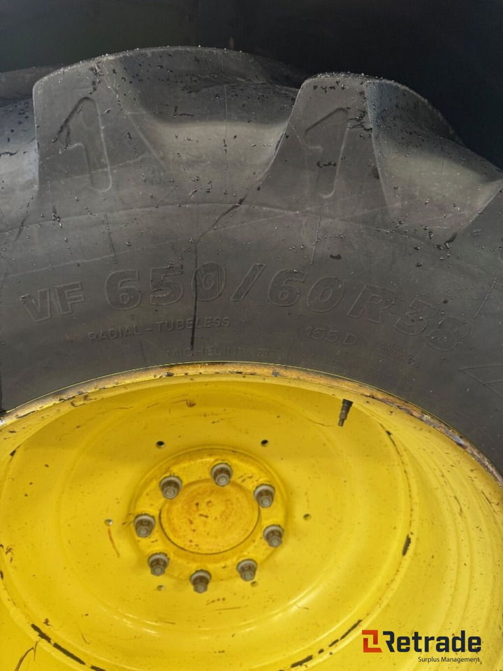 Сельскохозяйственная техника JOHN DEERE 6420S - 7114 timer - 2006 Modell: фото 11 Сельскохозяйственная техника JOHN DEERE 6420S - 7114 timer - 2006 Modell: фото 11