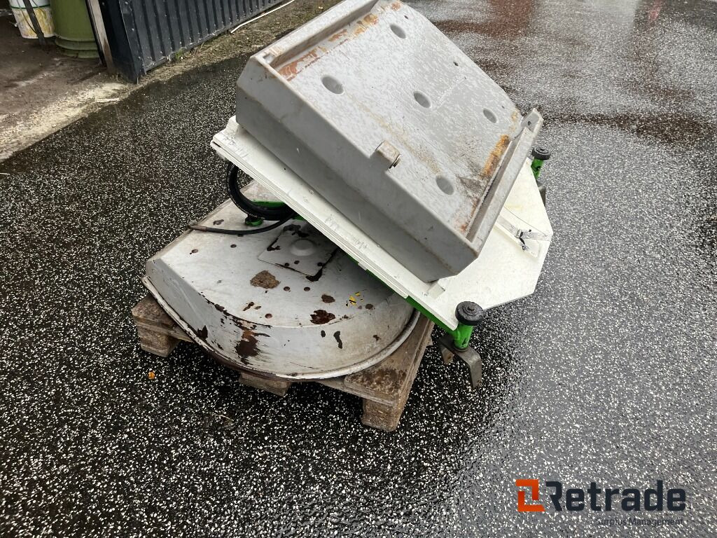 Plæne- og parkmaskiner EGHOLM Frontmonteret klipper - Сельскохозяйственная техника: фото 4 Plæne- og parkmaskiner EGHOLM Frontmonteret klipper - Сельскохозяйственная техника: фото 4