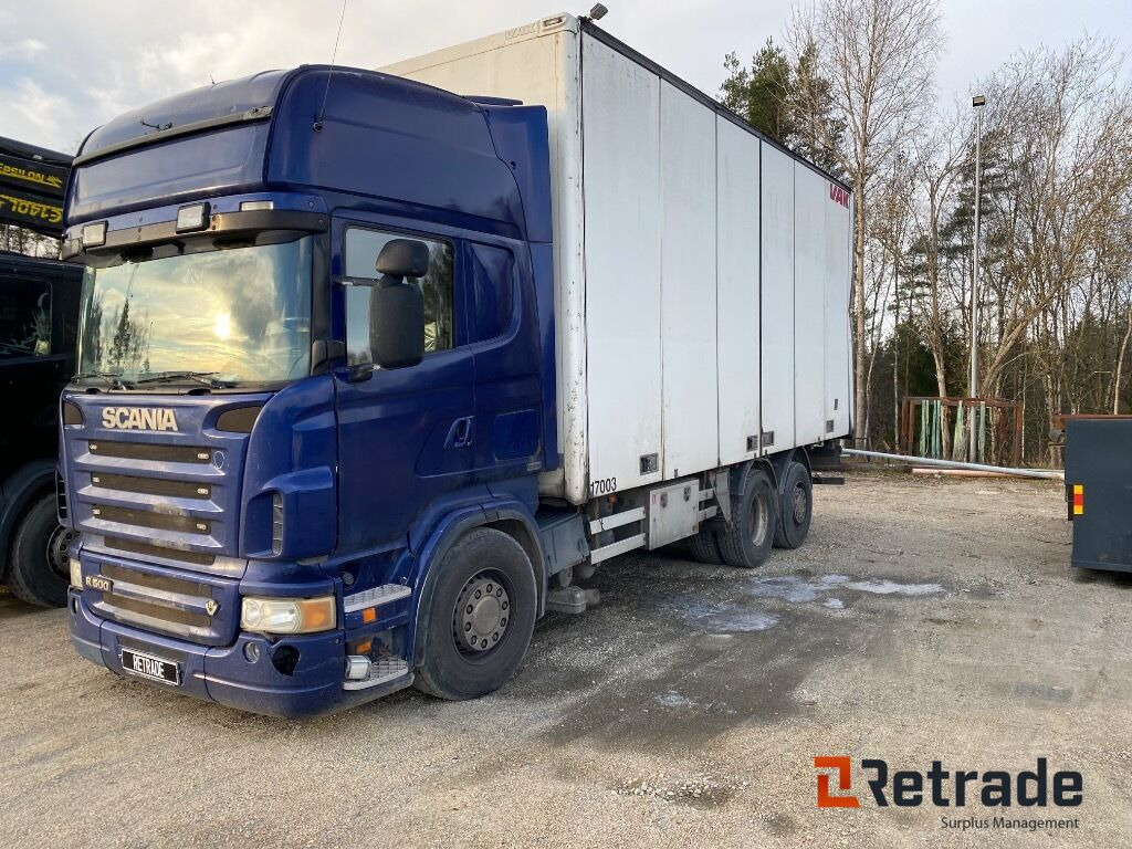 Skåpbil Scania R500LB6X2*4MNB Renoveringsobjekt - Грузовик с закрытым кузовом: фото 1 Skåpbil Scania R500LB6X2*4MNB Renoveringsobjekt - Грузовик с закрытым кузовом: фото 1