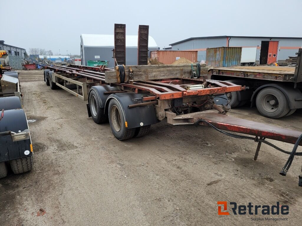 Släpvagn Briab Kilafors 4-axligt lastväxlarsläp - Прицеп мультилифт/ Бункеровоз: фото 2 Släpvagn Briab Kilafors 4-axligt lastväxlarsläp - Прицеп мультилифт/ Бункеровоз: фото 2