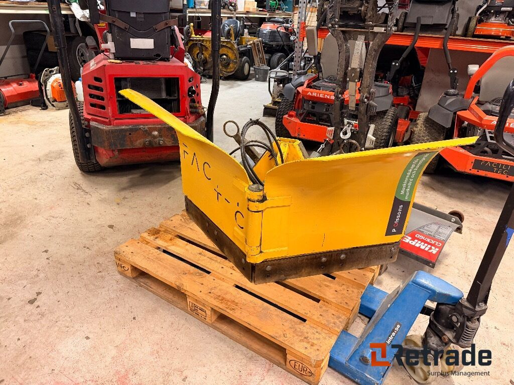 V-Plog/snøskjær P. Olssons LVP 155 2024 modell - Строительное оборудование: фото 1 V-Plog/snøskjær P. Olssons LVP 155 2024 modell - Строительное оборудование: фото 1