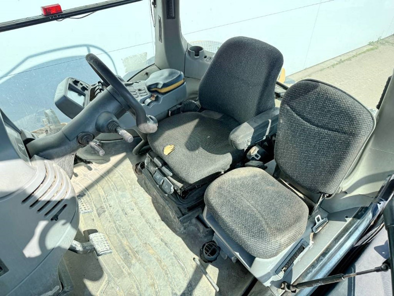 Гусеничный трактор Cat Challenger MT865B - German Machine / Front Blade: фото 8 Гусеничный трактор Cat Challenger MT865B - German Machine / Front Blade: фото 8