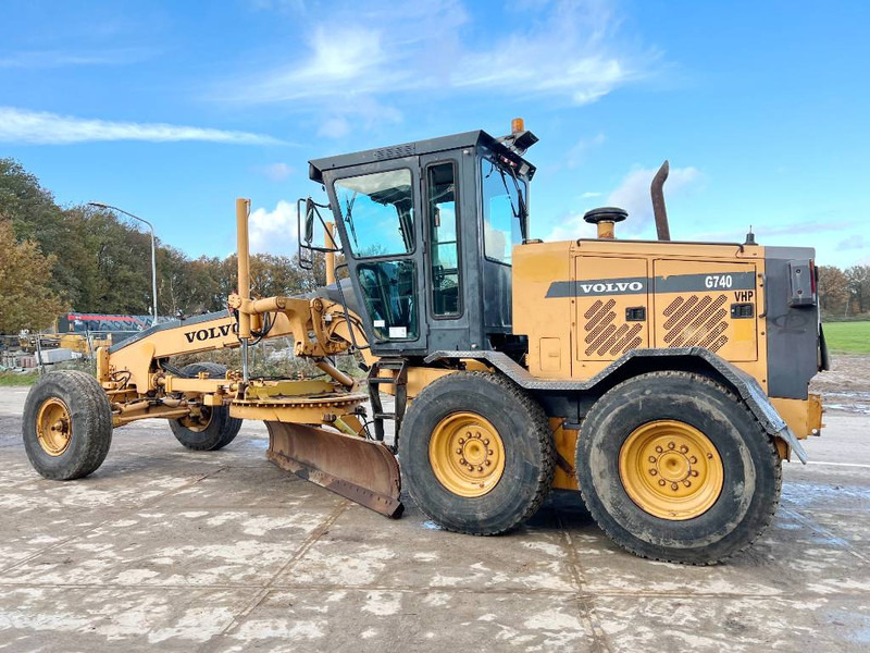Volvo G740B - Good Working Condition / Multiple Units - Грейдер: фото 2 Volvo G740B - Good Working Condition / Multiple Units - Грейдер: фото 2