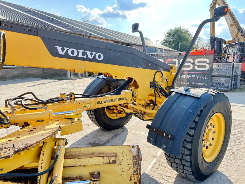 Грейдер Volvo G946B 6x6 AWD - EPA Certified: фото 12 Грейдер Volvo G946B 6x6 AWD - EPA Certified: фото 12