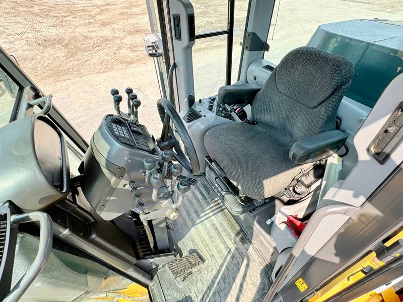 Грейдер Volvo G970 - 3 Tine Ripper / EPA Certified: фото 6