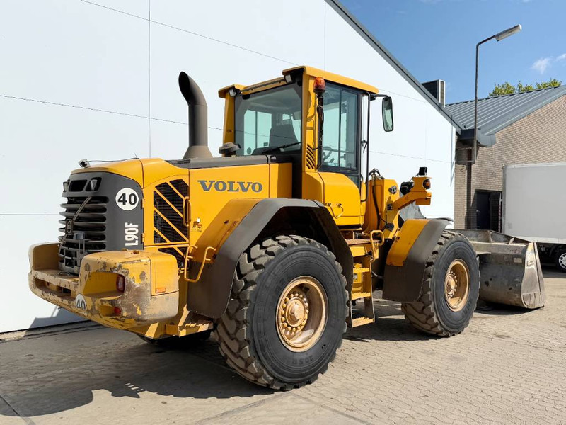 Volvo L90F - German Machine / 3rd Function / Auto Lube - Колёсный погрузчик: фото 5 Volvo L90F - German Machine / 3rd Function / Auto Lube - Колёсный погрузчик: фото 5