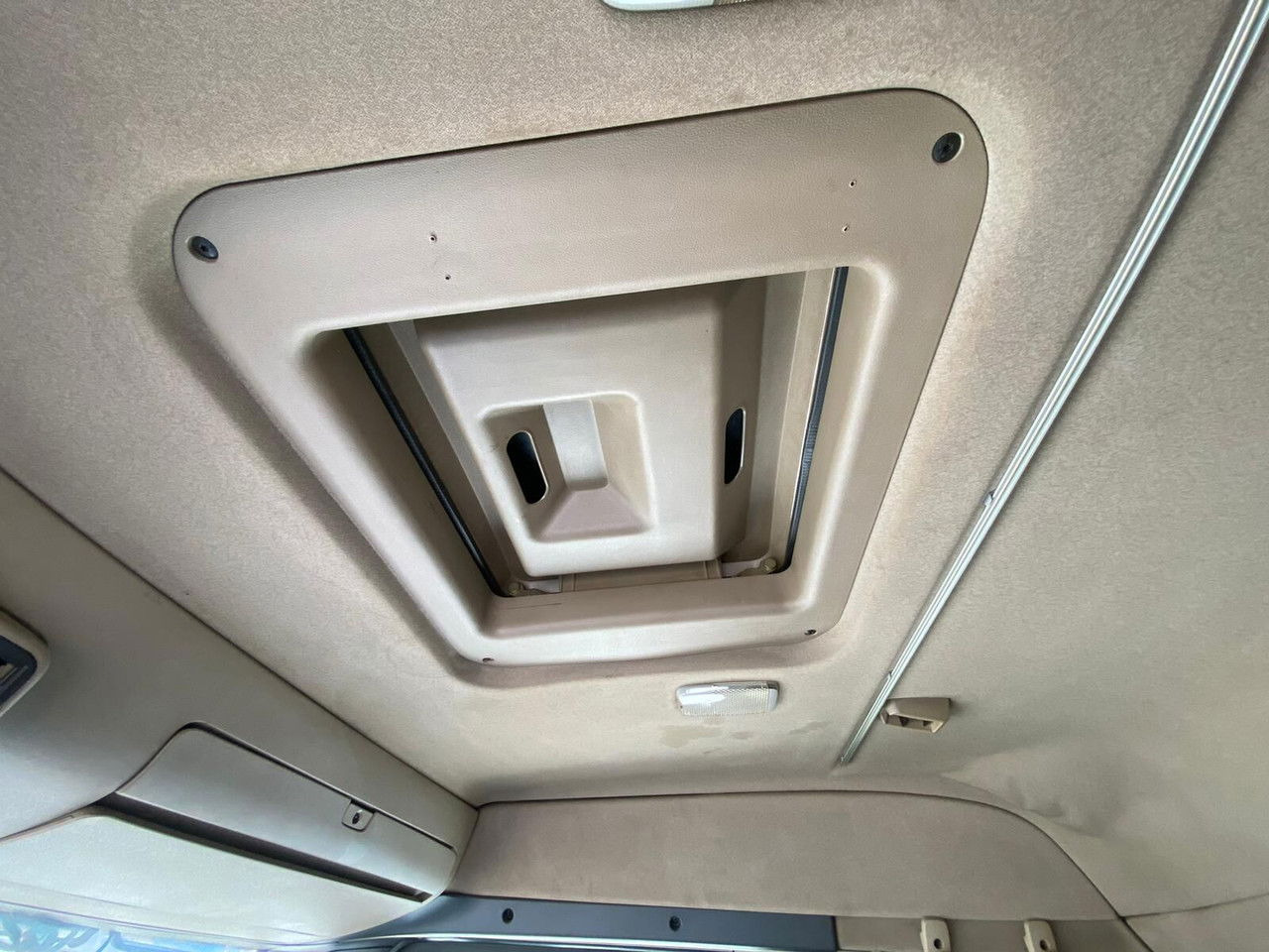 Самосвал SCANIA R480 E4 / Grain Side Kipper / Frame 7.2m Long: фото 20 Самосвал SCANIA R480 E4 / Grain Side Kipper / Frame 7.2m Long: фото 20