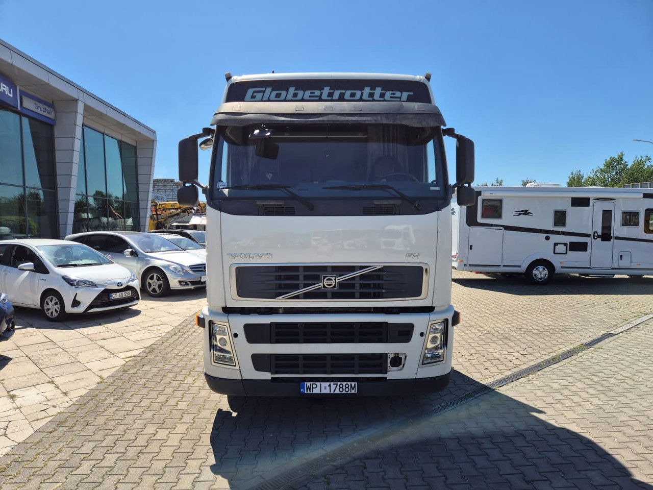 Volvo FM 420 1 Owner / Cheap/ After service - Грузовик бортовой/ Платформа: фото 3 Volvo FM 420 1 Owner / Cheap/ After service - Грузовик бортовой/ Платформа: фото 3