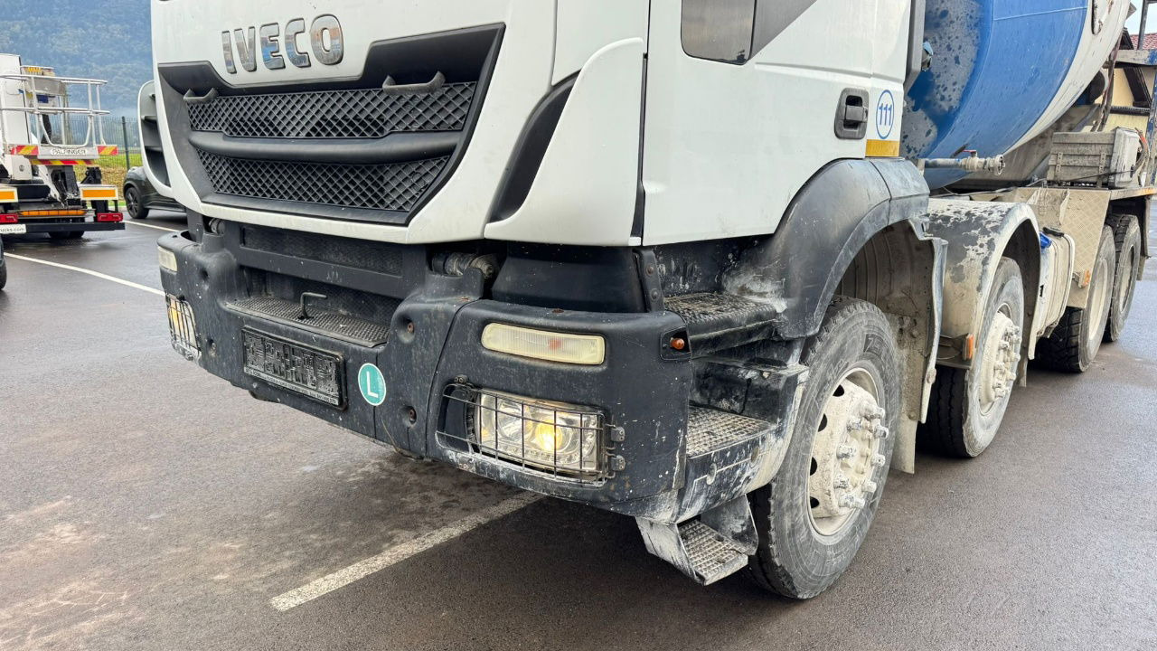 Iveco Trakker AD340TB45 8x4 mixer 10m3 - Автобетоносмеситель: фото 2 Iveco Trakker AD340TB45 8x4 mixer 10m3 - Автобетоносмеситель: фото 2