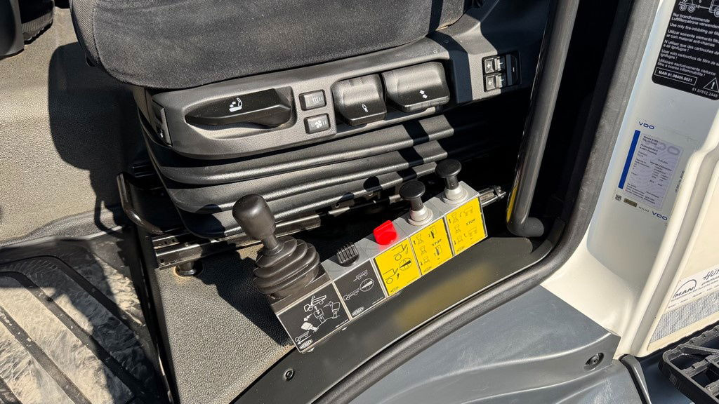 Самосвал MAN TGS 41.510 8x4 Meiller bordmatic tipper - retarder - Euro 6: фото 30 Самосвал MAN TGS 41.510 8x4 Meiller bordmatic tipper - retarder - Euro 6: фото 30