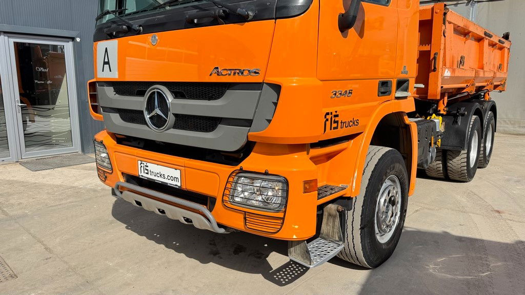 Mercedes-Benz Actros 3346 K 6x4 bordmatic - 3 pedals - Самосвал: фото 2 Mercedes-Benz Actros 3346 K 6x4 bordmatic - 3 pedals - Самосвал: фото 2