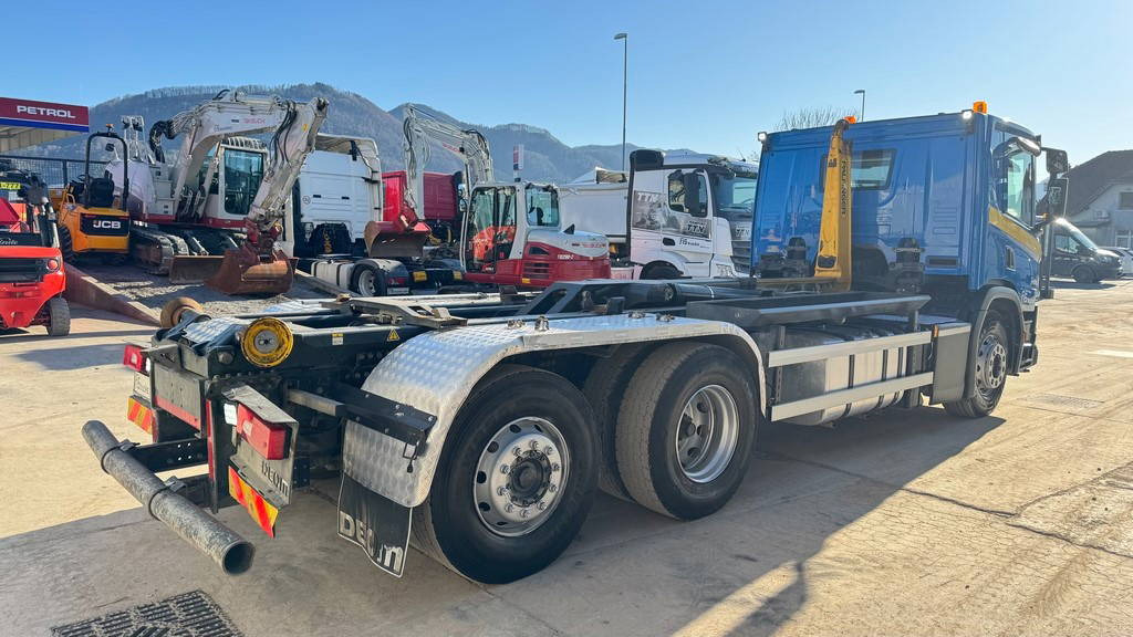 Scania P 360 6x2 palfinger abroll tipper - steering axle - Грузовик-контейнеровоз/ Сменный кузов: фото 4 Scania P 360 6x2 palfinger abroll tipper - steering axle - Грузовик-контейнеровоз/ Сменный кузов: фото 4