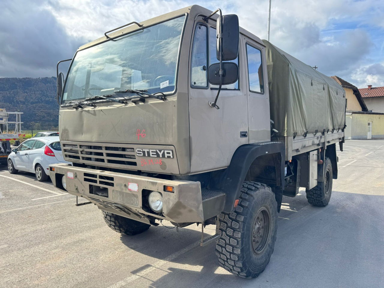 Steyr 12M18 4X4 stake body -  truck - Тентованный грузовик: фото 1 Steyr 12M18 4X4 stake body -  truck - Тентованный грузовик: фото 1
