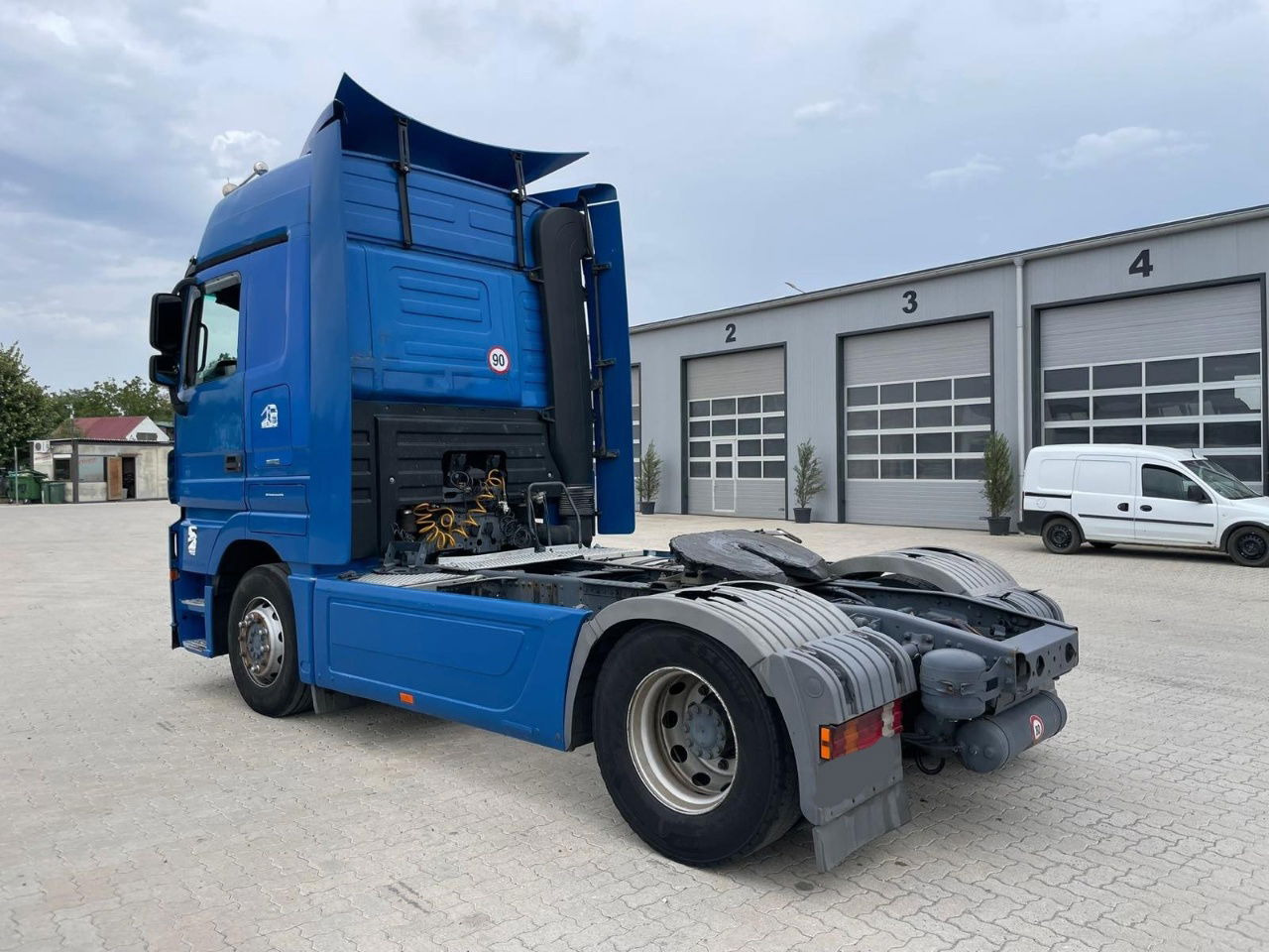 Mercedes-Benz Actros 1844 4x2 tractor unit - retarder - Тягач: фото 5 Mercedes-Benz Actros 1844 4x2 tractor unit - retarder - Тягач: фото 5