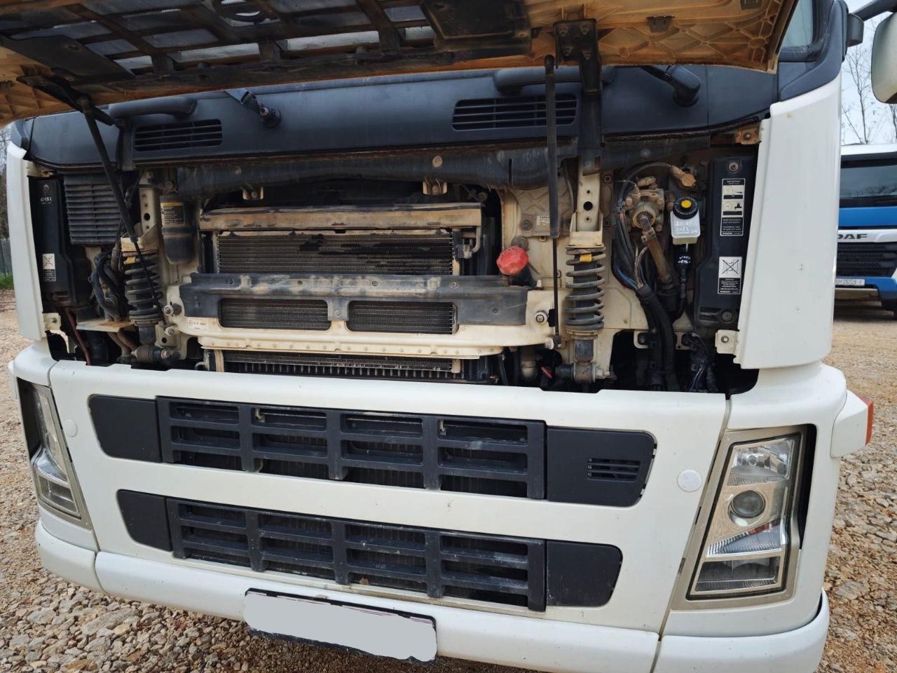 Самосвал Volvo FM 480 8x4 mulda tipper - euro 3 - hydraulic back side: фото 9 Самосвал Volvo FM 480 8x4 mulda tipper - euro 3 - hydraulic back side: фото 9
