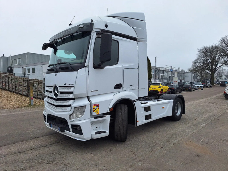 Mercedes-Benz Actros 1845 1845 Actros - Тягач: фото 1 Mercedes-Benz Actros 1845 1845 Actros - Тягач: фото 1