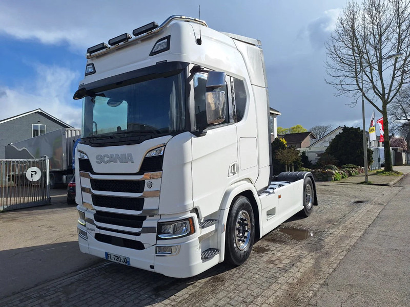 Scania R450 R450 - Тягач: фото 1 Scania R450 R450 - Тягач: фото 1