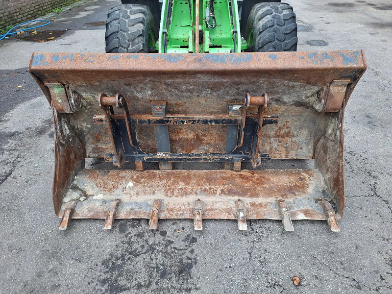 Гусеничный мини-погрузчик Yanmar V80: фото 16