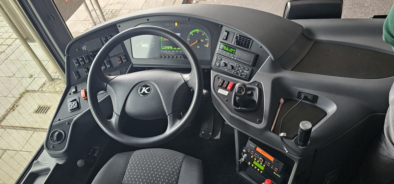 Пригородный автобус Setra S 415 UL business ORIGINAL KM!! / 6 Gang / Klima: фото 9 Пригородный автобус Setra S 415 UL business ORIGINAL KM!! / 6 Gang / Klima: фото 9