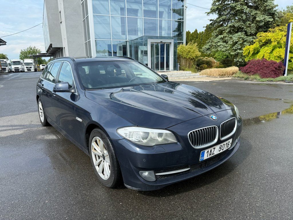 BMW 520D Touring F11 - Легковой автомобиль: фото 1 BMW 520D Touring F11 - Легковой автомобиль: фото 1