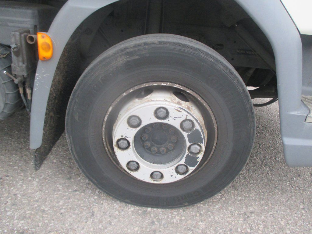 Тентованный грузовик DAF LF 12.260: фото 20 Тентованный грузовик DAF LF 12.260: фото 20