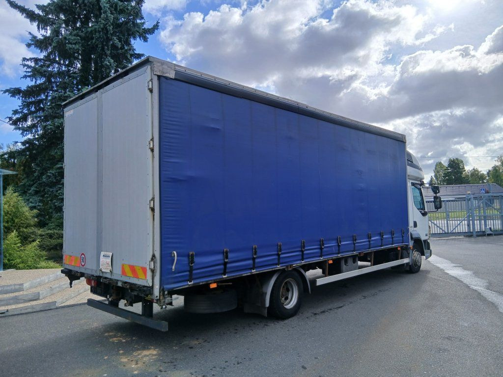 DAF LF45.220 EURO 4 - Тентованный грузовик: фото 4 DAF LF45.220 EURO 4 - Тентованный грузовик: фото 4