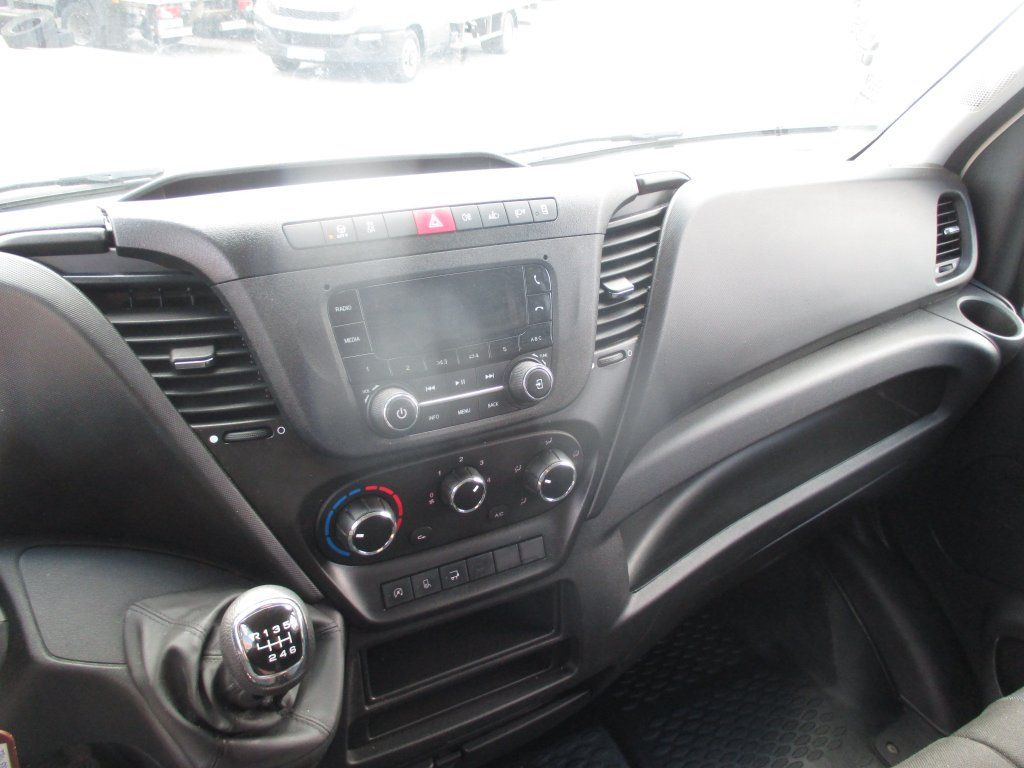 Фургон с закрытым кузовом Iveco Daily 35C16: фото 12 Фургон с закрытым кузовом Iveco Daily 35C16: фото 12