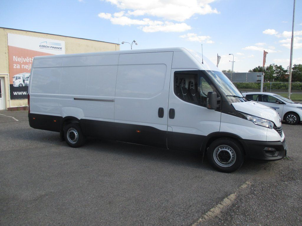 Iveco Daily 35S16 - Цельнометаллический фургон: фото 4 Iveco Daily 35S16 - Цельнометаллический фургон: фото 4