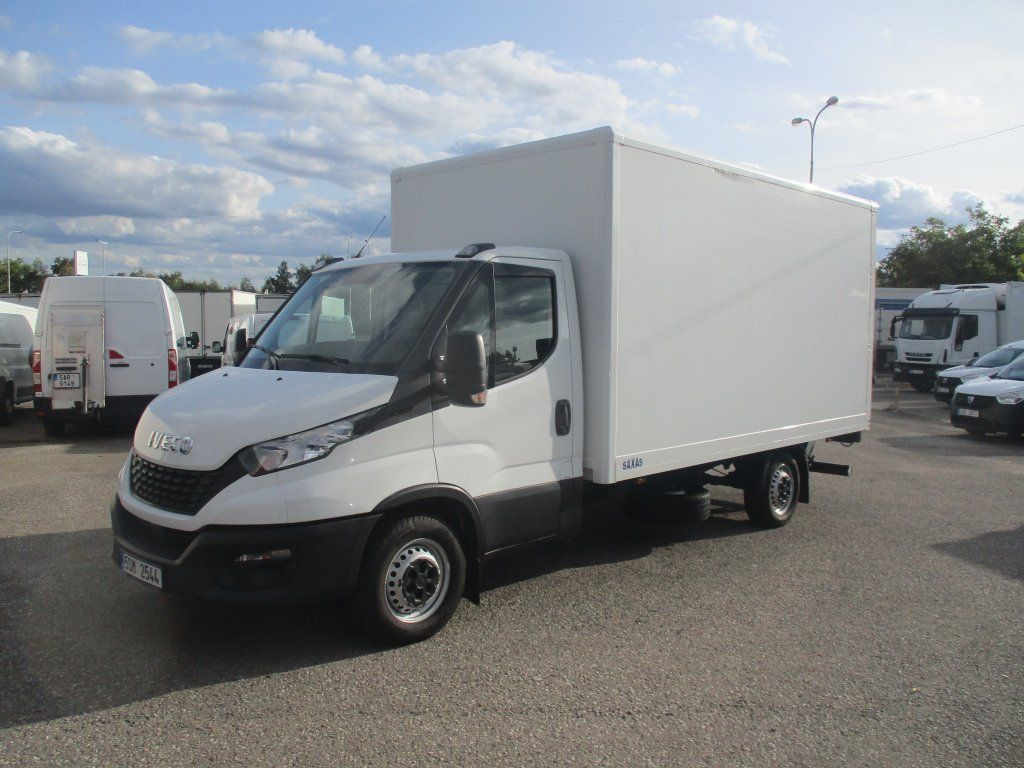 Iveco Daily 35S16 mit LBW - Фургон с закрытым кузовом: фото 1 Iveco Daily 35S16 mit LBW - Фургон с закрытым кузовом: фото 1