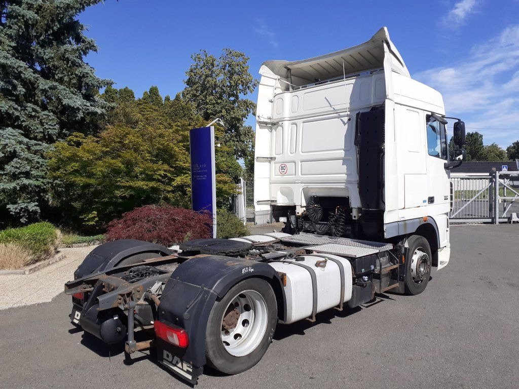 DAF XF105.460 EEV MEGA/lowdeck - Тягач: фото 4 DAF XF105.460 EEV MEGA/lowdeck - Тягач: фото 4