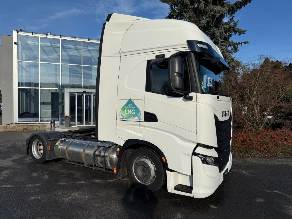 Iveco S-Way 460 MEGA/lowdeck LNG EURO 6 New Tacho - Тягач: фото 3 Iveco S-Way 460 MEGA/lowdeck LNG EURO 6 New Tacho - Тягач: фото 3