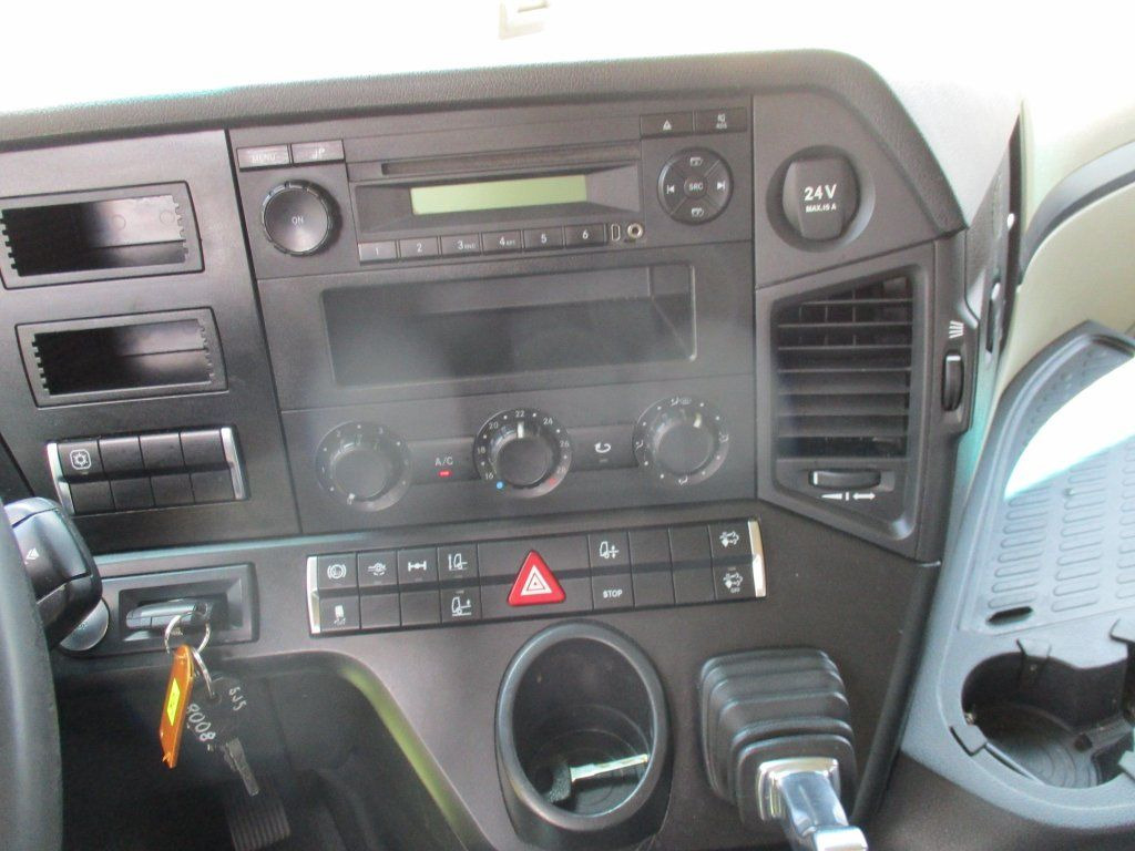 Тягач Mercedes-Benz 1845 Actros EURO 6 MEGA/lowdeck: фото 17