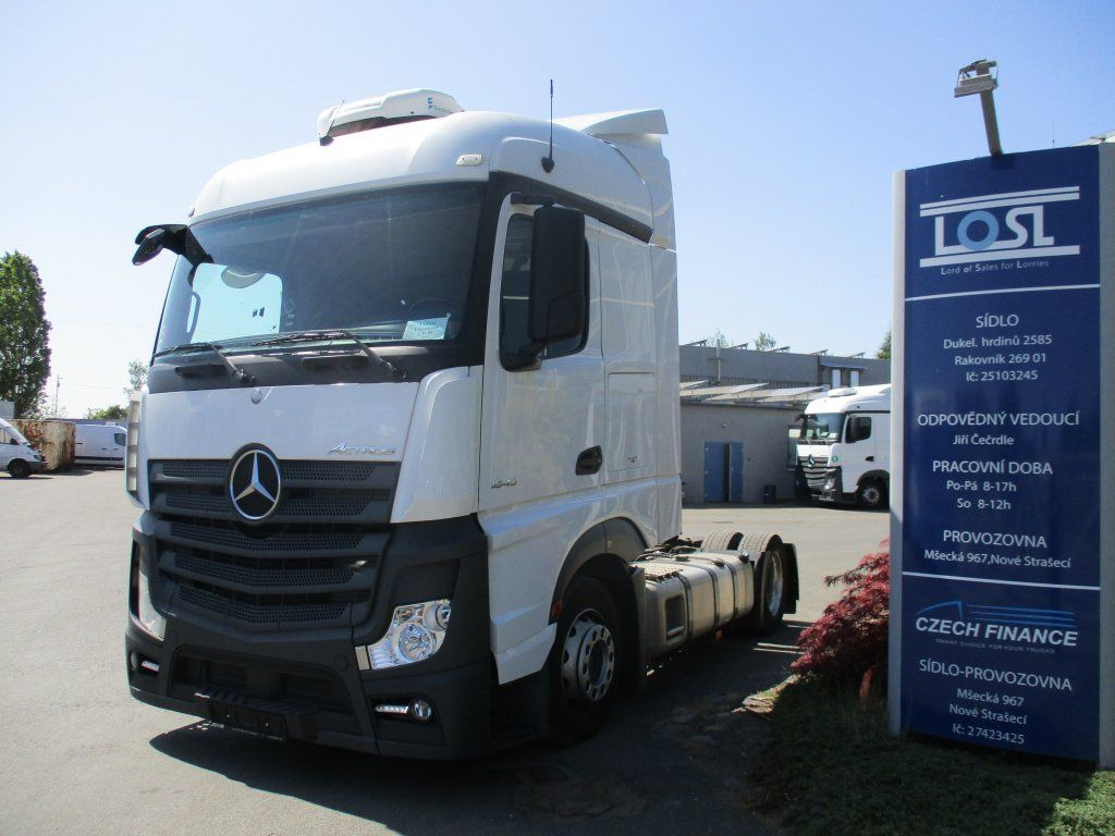 Mercedes-Benz 1845 Actros EURO 6 MEGA/lowdeck - Тягач: фото 1 Mercedes-Benz 1845 Actros EURO 6 MEGA/lowdeck - Тягач: фото 1