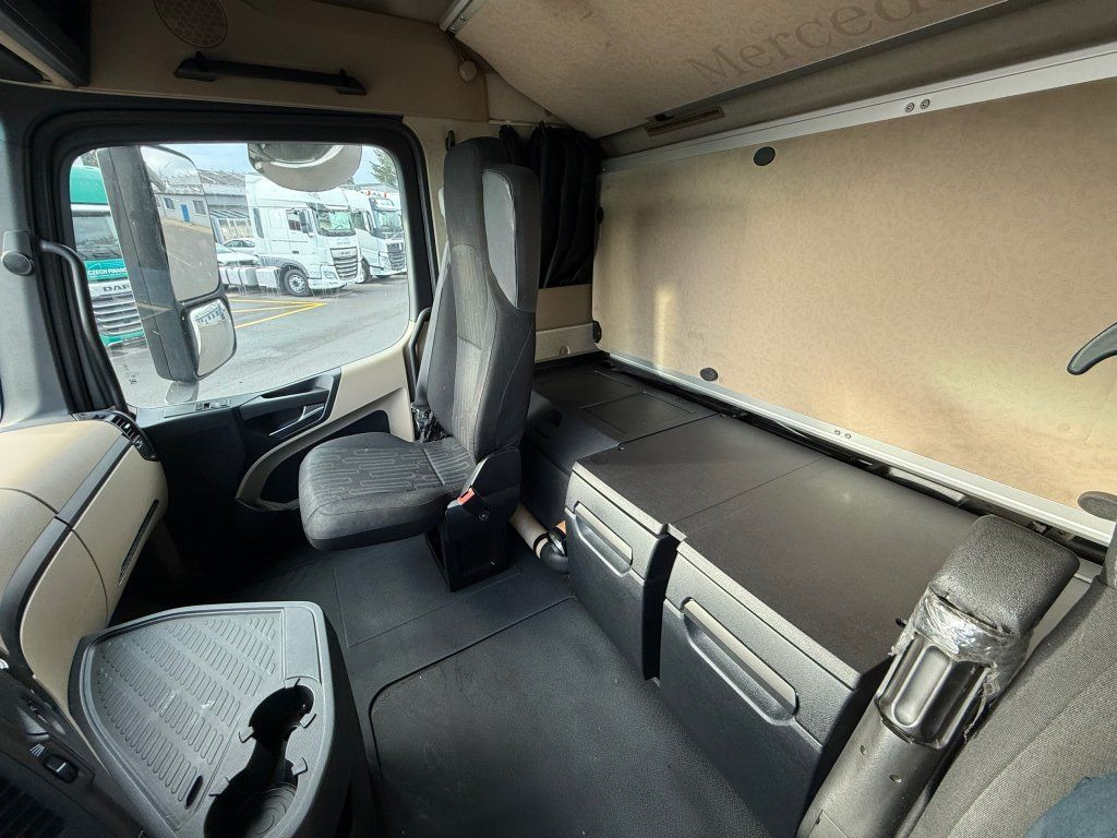 Тягач Mercedes-Benz 1845 Actros EURO 6 MEGA/lowdeck: фото 14